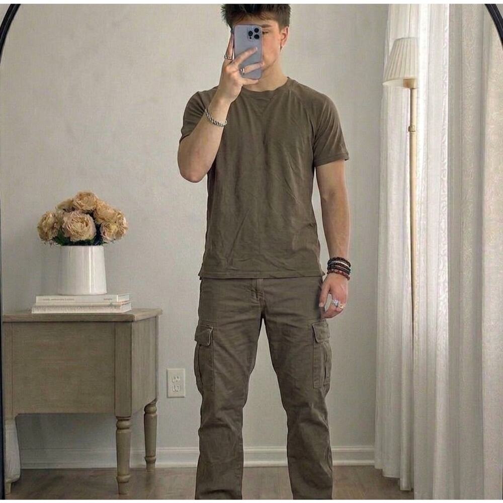 Highland Outfitters Olive Green Tee Men's Medium Casual Basic Outdoor Top